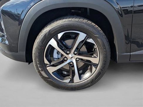 New 2026 Chevrolet Trax RS FWD image 10