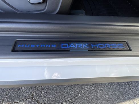 Used 2025 Ford Mustang Dark Horse image 22