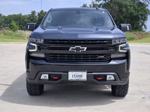 Used 2021 Chevrolet Silverado 1500 LT Trail Boss w/ Convenience Package II AWD/4WD image 3
