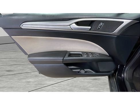 Used 2020 Ford Fusion S FWD image 10