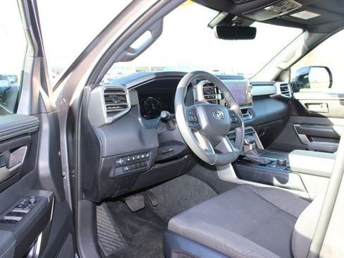 Used 2025 Toyota Sequoia SR5 image 23