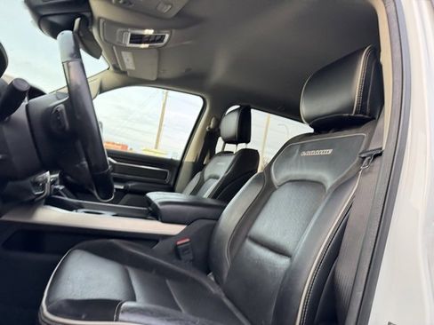 Used 2022 RAM 1500 Laramie image 9