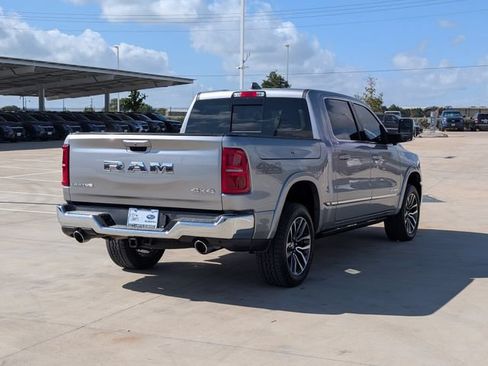 Used 2025 RAM 1500 Limited w/ Off Road Group AWD/4WD image 5