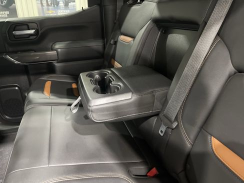 Used 2021 GMC Sierra 1500 AT4 w/ AT4 Premium Package AWD/4WD image 14