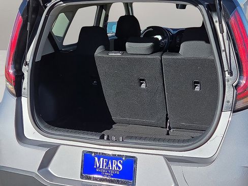 Used 2024 Kia Soul LX w/ Option Group 015 image 17