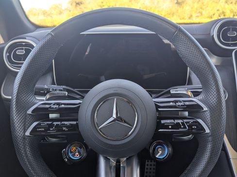 Used 2025 Mercedes-Benz GLC 43 AMG AMG GLC 43 image 35