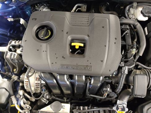 Used 2023 Kia Forte LXS FWD image 30