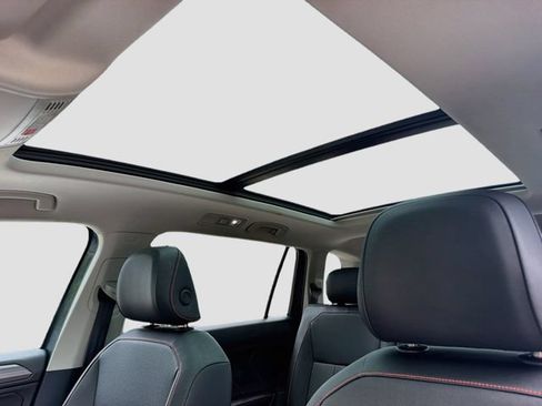 Used 2024 Volkswagen Tiguan Wolfsburg Edition w/ Panoramic Sunroof Package FWD image 28