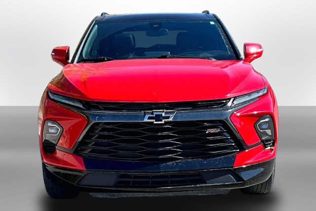 Used 2023 Chevrolet Blazer RS AWD/4WD image 2