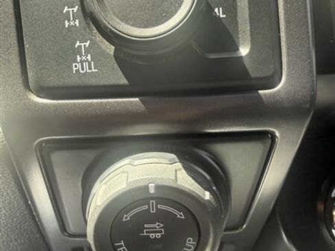 Used 2016 Ford F150 XLT w/ Equipment Group 302A Luxury AWD/4WD image 34