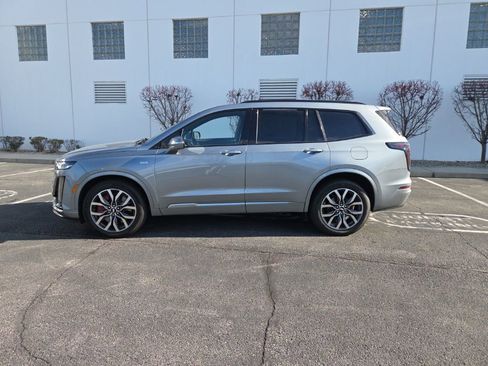 Used 2023 Cadillac XT6 Sport image 5