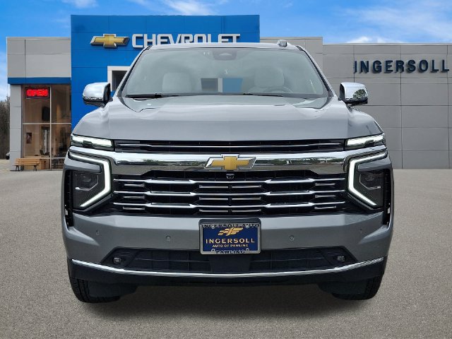 Used 2026 Chevrolet Suburban Premier AWD/4WD image 23