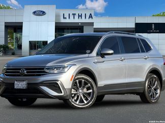 Used 2022 Volkswagen Tiguan SE video 1