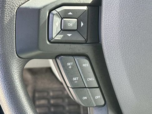 Used 2025 Ford F650 2WD Regular Cab Super Duty image 28