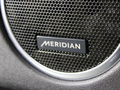 Used 2022 Land Rover Discovery Sport S R-Dynamic image 23