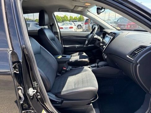 Used 2024 Mitsubishi Outlander Sport SE AWD/4WD image 9