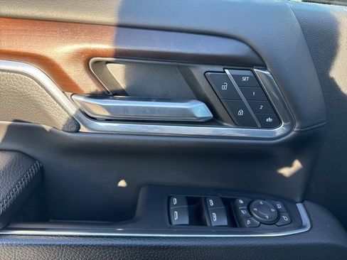 Used 2024 GMC Sierra 2500 Denali w/ Denali Reserve Package image 13