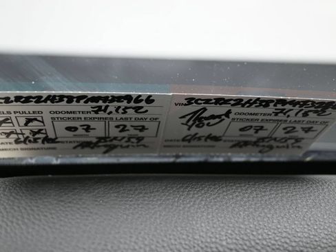 Used 2023 Honda HR-V LX image 10