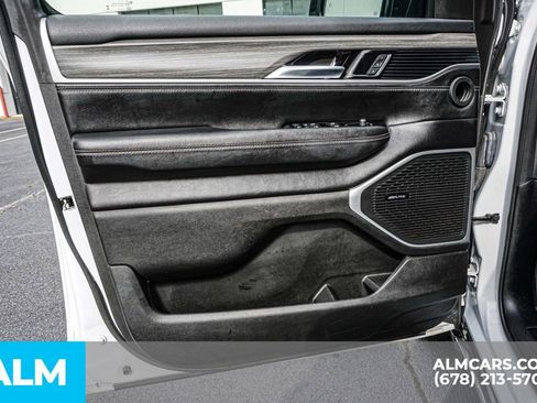 Used 2023 Jeep Wagoneer Series III w/ Preferred Equipment Group image 54