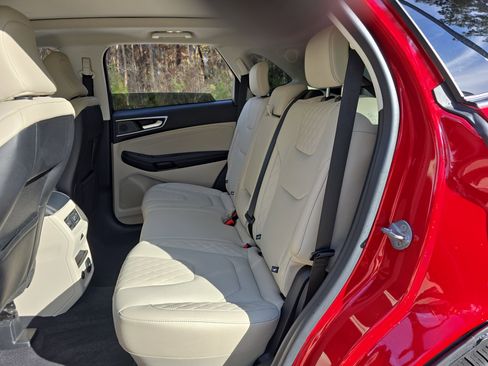 Used 2023 Ford Edge Titanium w/ Equipment Group 301A image 13