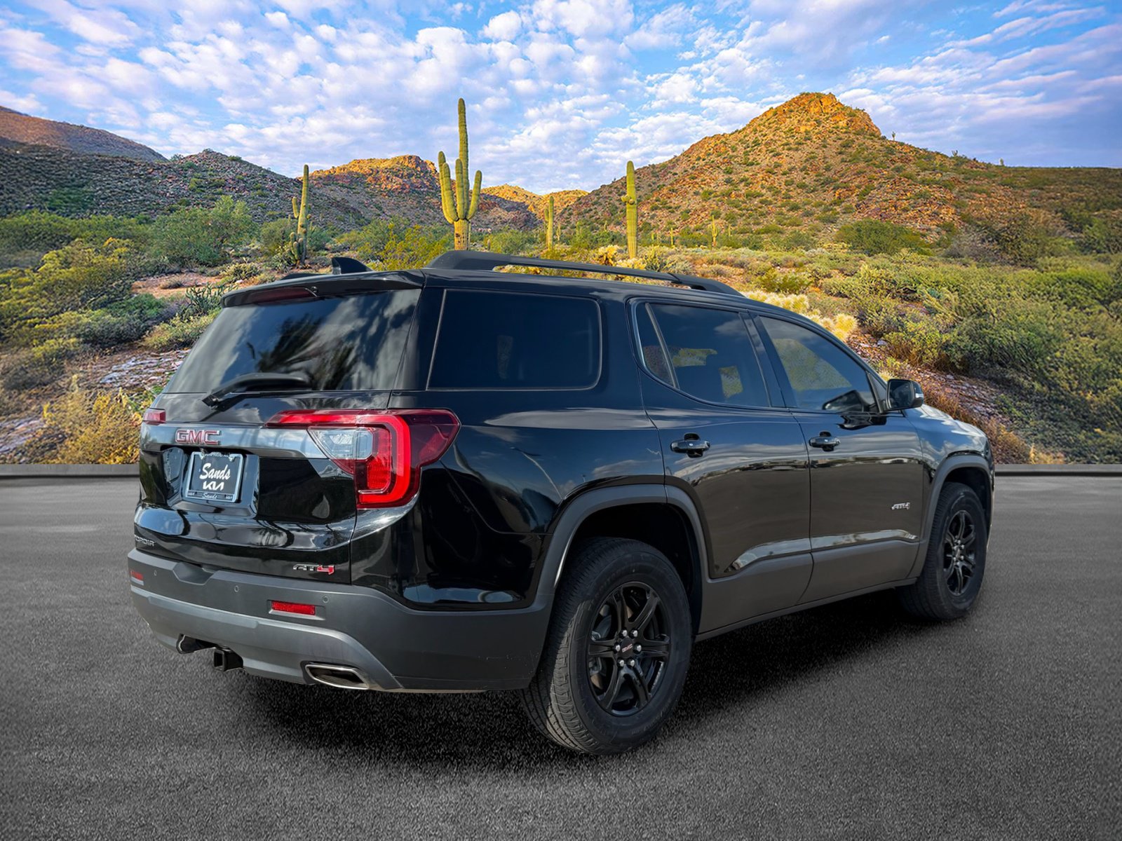 Used 2022 GMC Acadia AT4 w/ Preferred Package AWD/4WD image 4