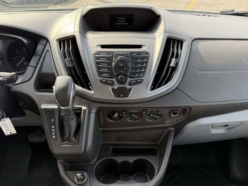 Used 2019 Ford Transit 250 130 Medium Roof image 25