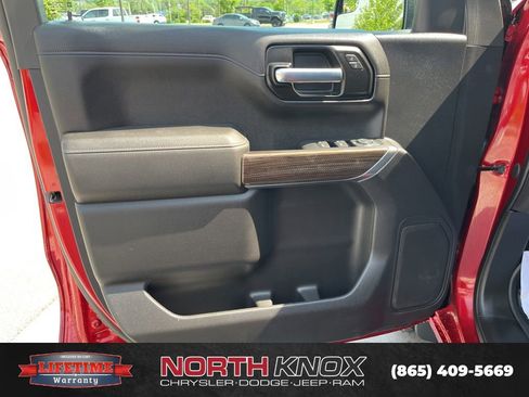 Used 2021 Chevrolet Silverado 1500 LT Trail Boss AWD/4WD image 4