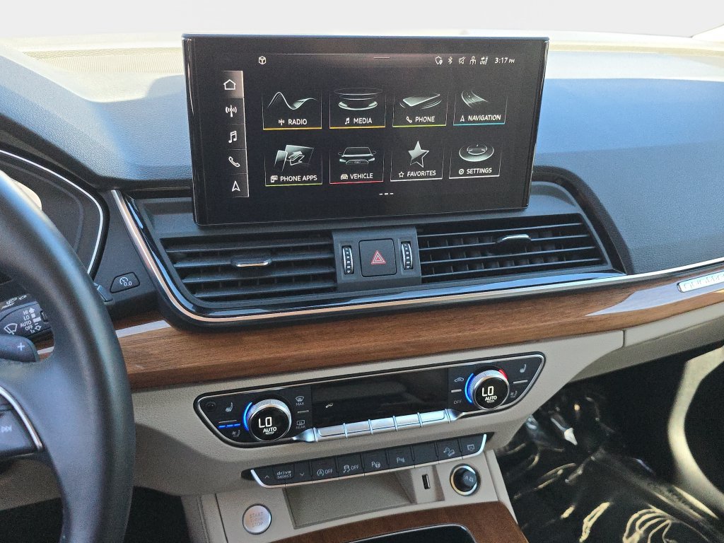 Used 2021 Audi Q5 Prestige AWD/4WD image 26