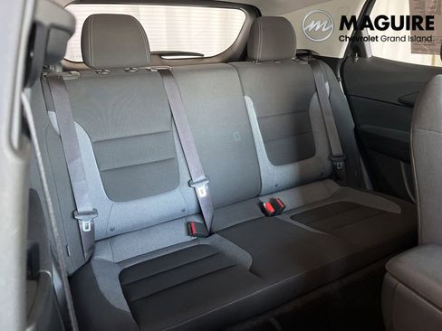 Used 2023 Chevrolet TrailBlazer LT FWD image 30