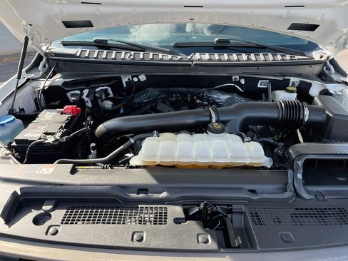 Used 2024 Ford Expedition Max King Ranch RWD image 32