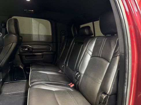 Used 2022 RAM 3500 Limited image 40