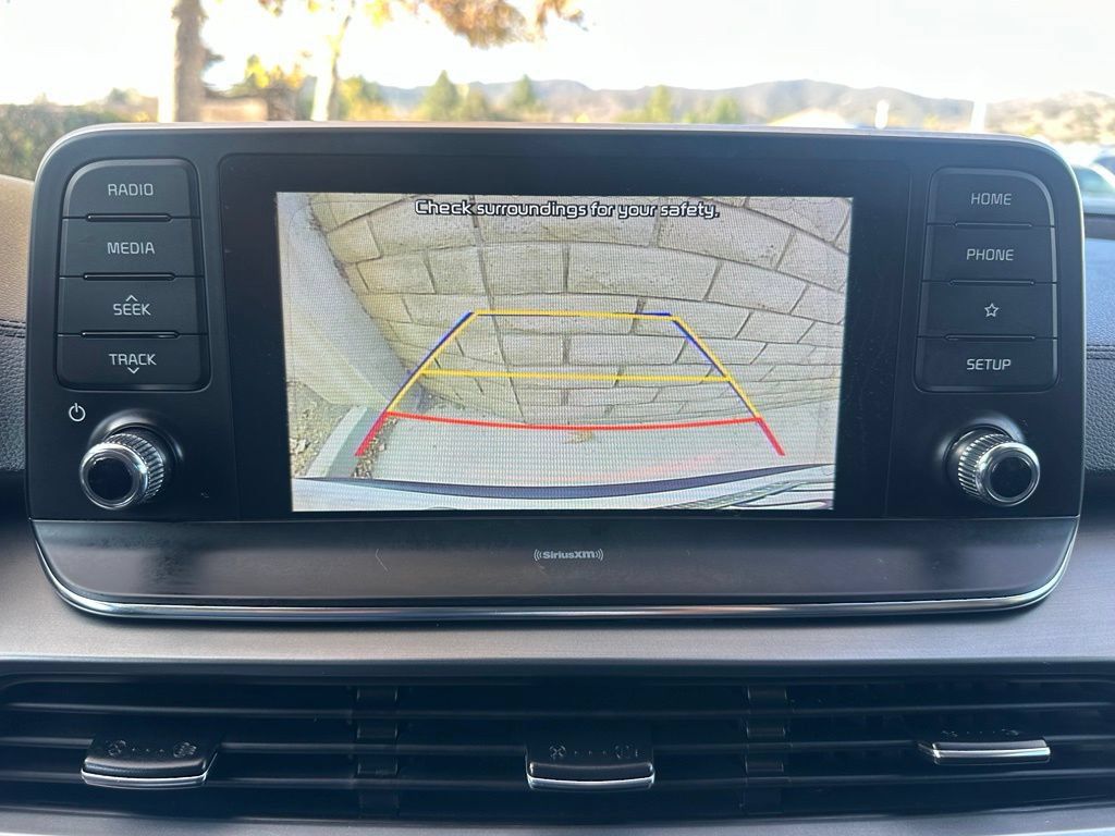 Used 2021 Kia Telluride LX FWD image 13