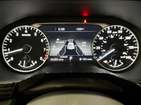 Used 2024 Nissan Pathfinder SL w/ SL Premium Package FWD image 14