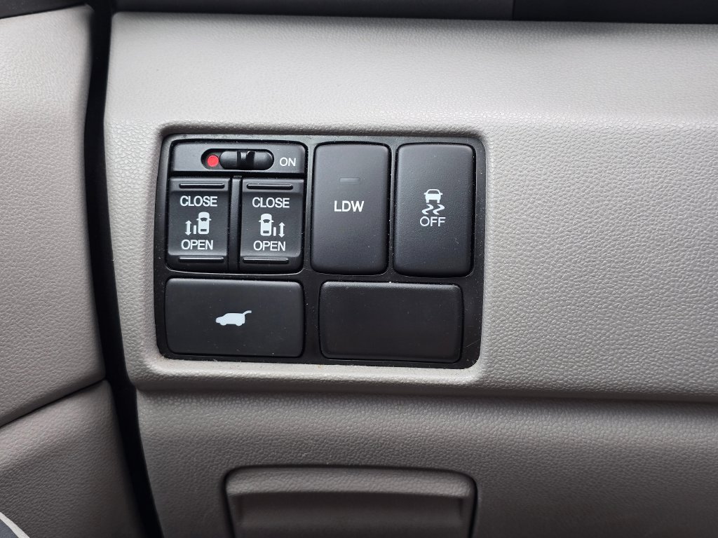 Used 2017 Honda Odyssey EX-L image 19