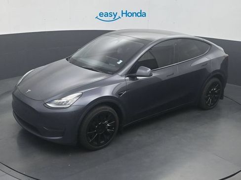 Used 2023 Tesla Model Y Long Range AWD/4WD image 19