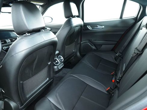 New 2024 Alfa Romeo Giulia Sprint image 26