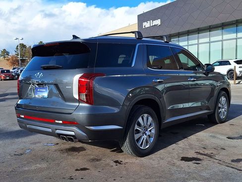 Used 2024 Hyundai Palisade SEL image 3