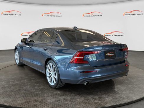 Used 2019 Volvo S60 T6 Momentum w/ Multimedia Package AWD/4WD image 8