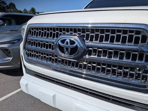 Used 2017 Toyota Tacoma SR w/ Tow Package AWD/4WD image 15