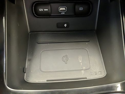 Used 2022 Kia Telluride SX w/ SX Prestige Package image 28