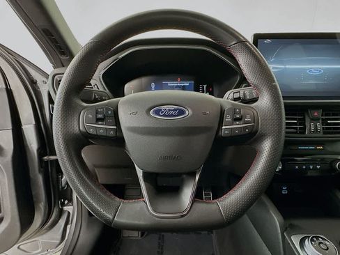 Used 2023 Ford Escape ST-Line w/ Tech Pack #1 FWD image 16