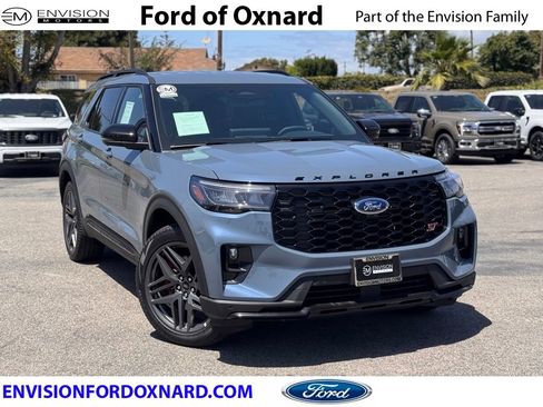 Used 2026 Ford Explorer ST AWD/4WD image 1