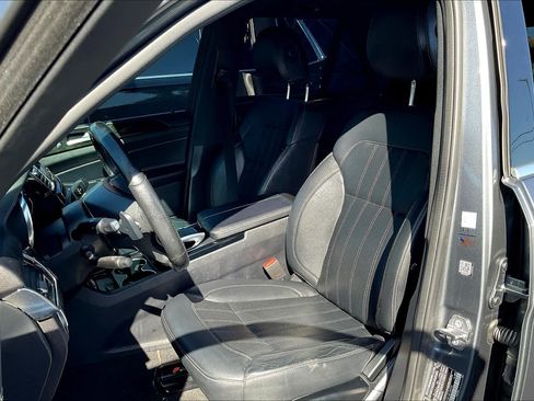 Used 2018 Mercedes-Benz GLE 350 image 24