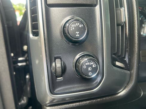 Used 2017 Chevrolet Silverado 1500 LT w/ True North Edition AWD/4WD image 17