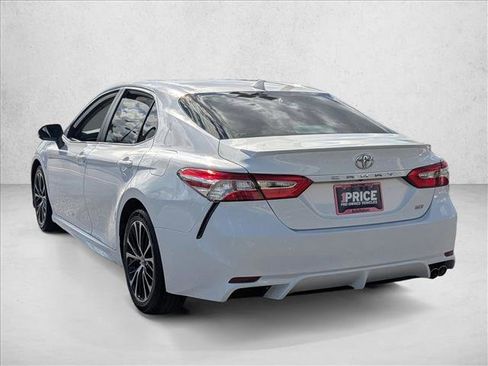 Used 2020 Toyota Camry SE image 7