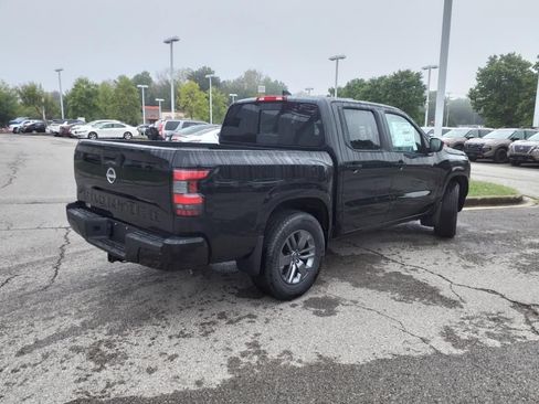 Certified 2025 Nissan Frontier SV w/ SV Convenience Package RWD image 3