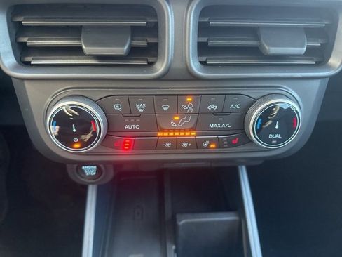 Used 2023 Ford Maverick Lariat w/ Lariat Luxury Package image 31