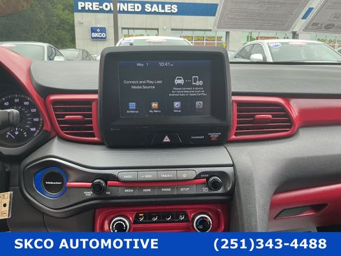Used 2019 Hyundai Veloster 2.0 FWD image 16