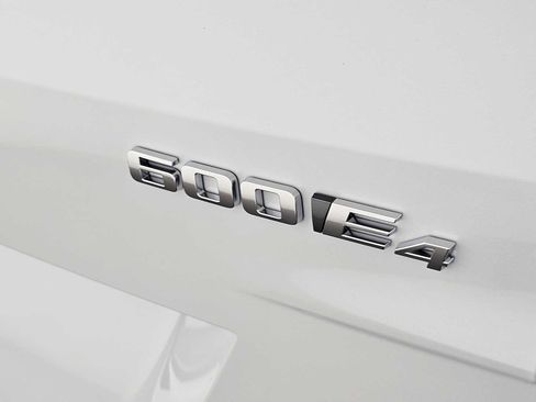 New 2026 Cadillac Lyriq Sport image 13