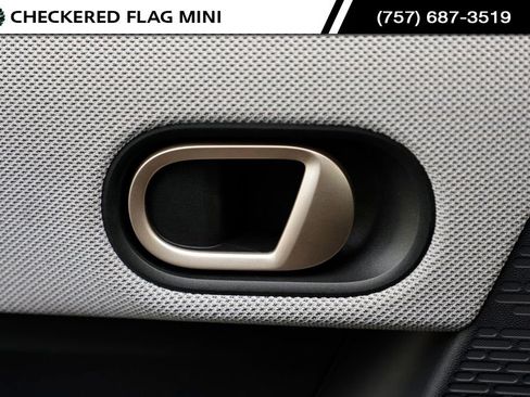 Used 2025 MINI Cooper S FWD image 15